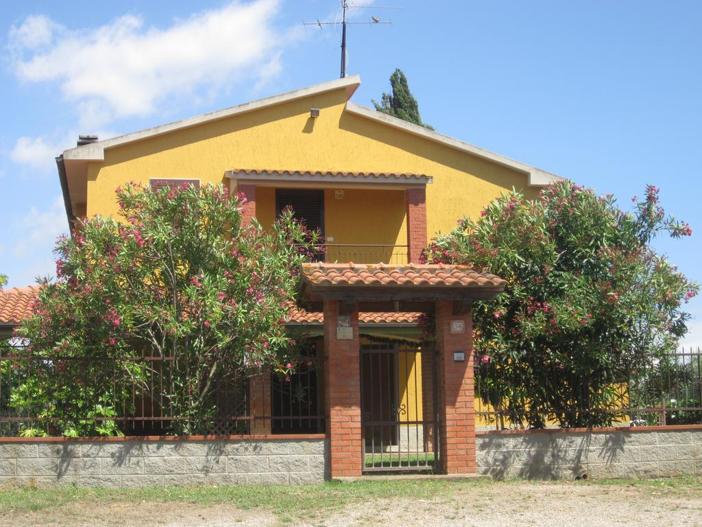 Agriturismo La Carlina Villa Magliano in Toscana Luaran gambar