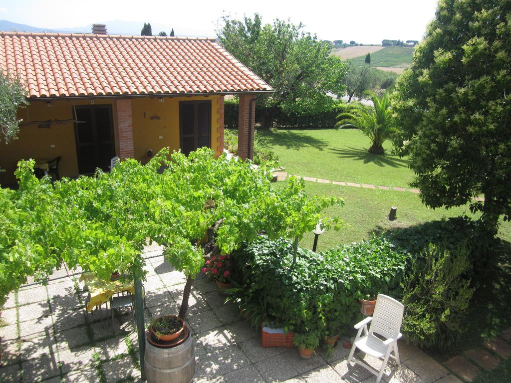 Agriturismo La Carlina Villa Magliano in Toscana Luaran gambar